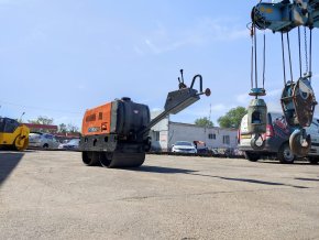 Каток HITACHI ZV550W